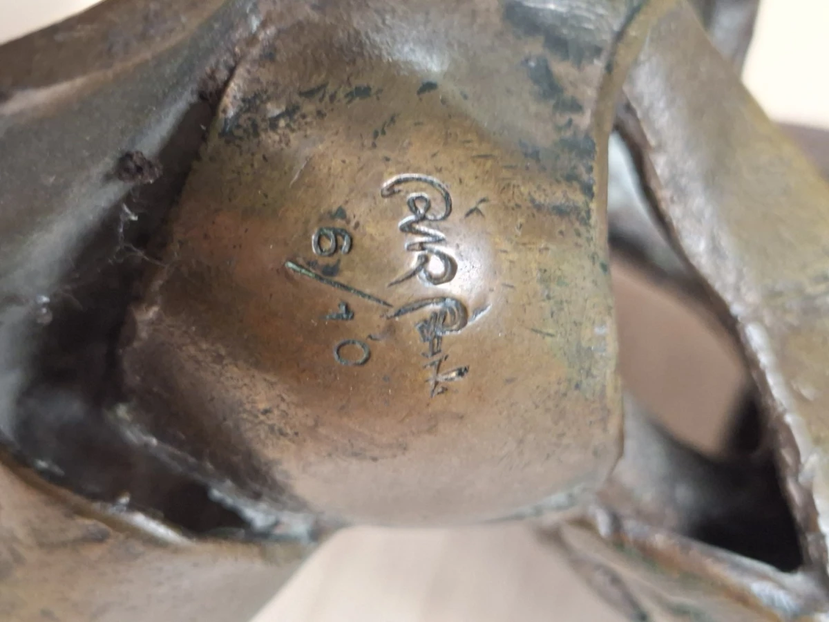 Bronzen beeld door Rik Proot