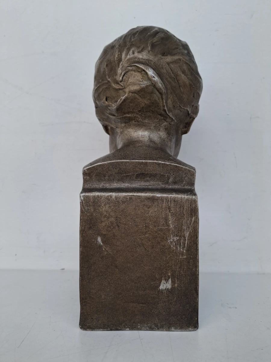 Originele Art Deco Terracotta Buste door Robert Van de Velde (1895-1978) – Gepatineerd Bronslook