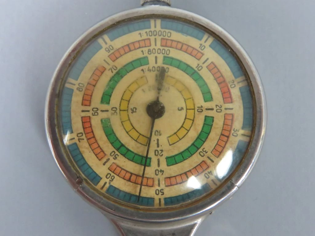 Vintage distance meter for maps | ANWB