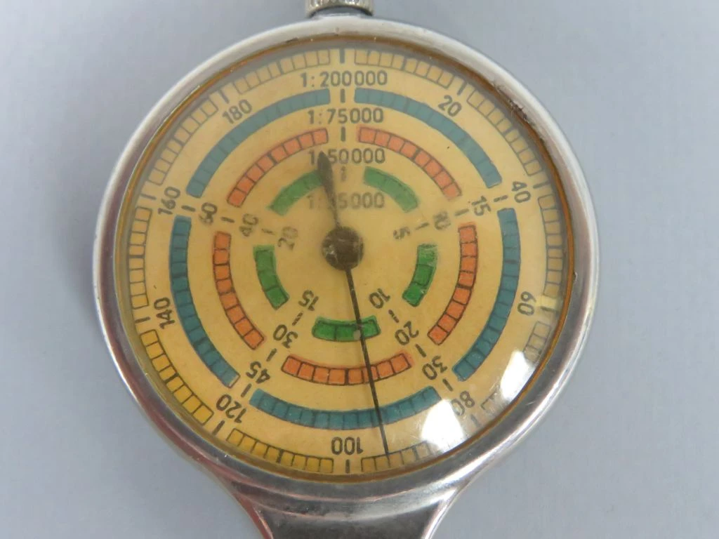 Vintage distance meter for maps | ANWB