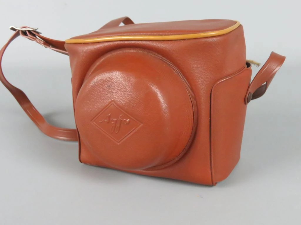Vintage Agfa Clack boxcamera met apparaattas