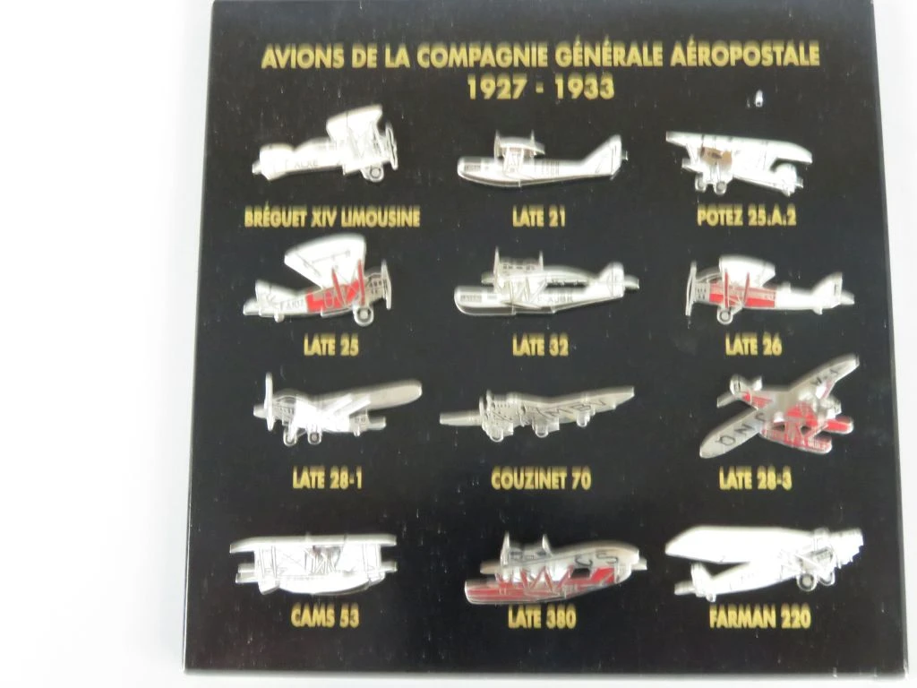 Verzameling Historische Vliegtuigpins