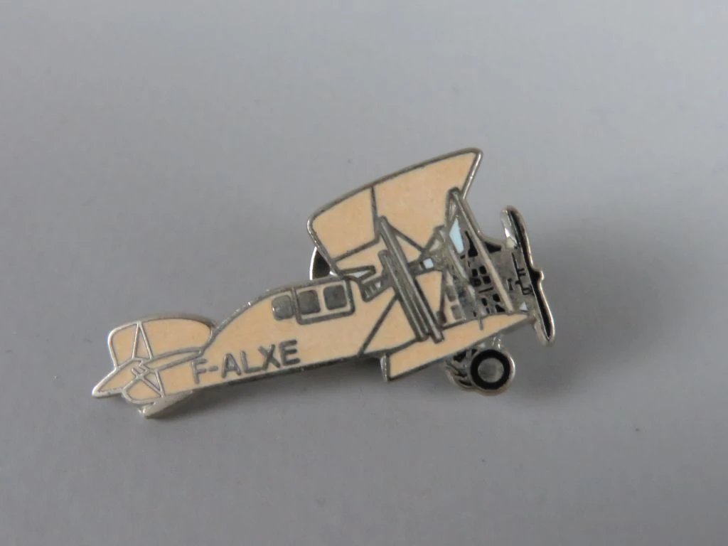Verzameling Historische Vliegtuigpins