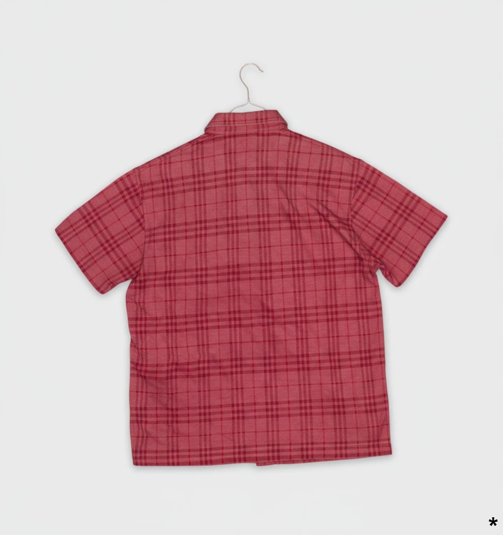 Burberry Tshirts L