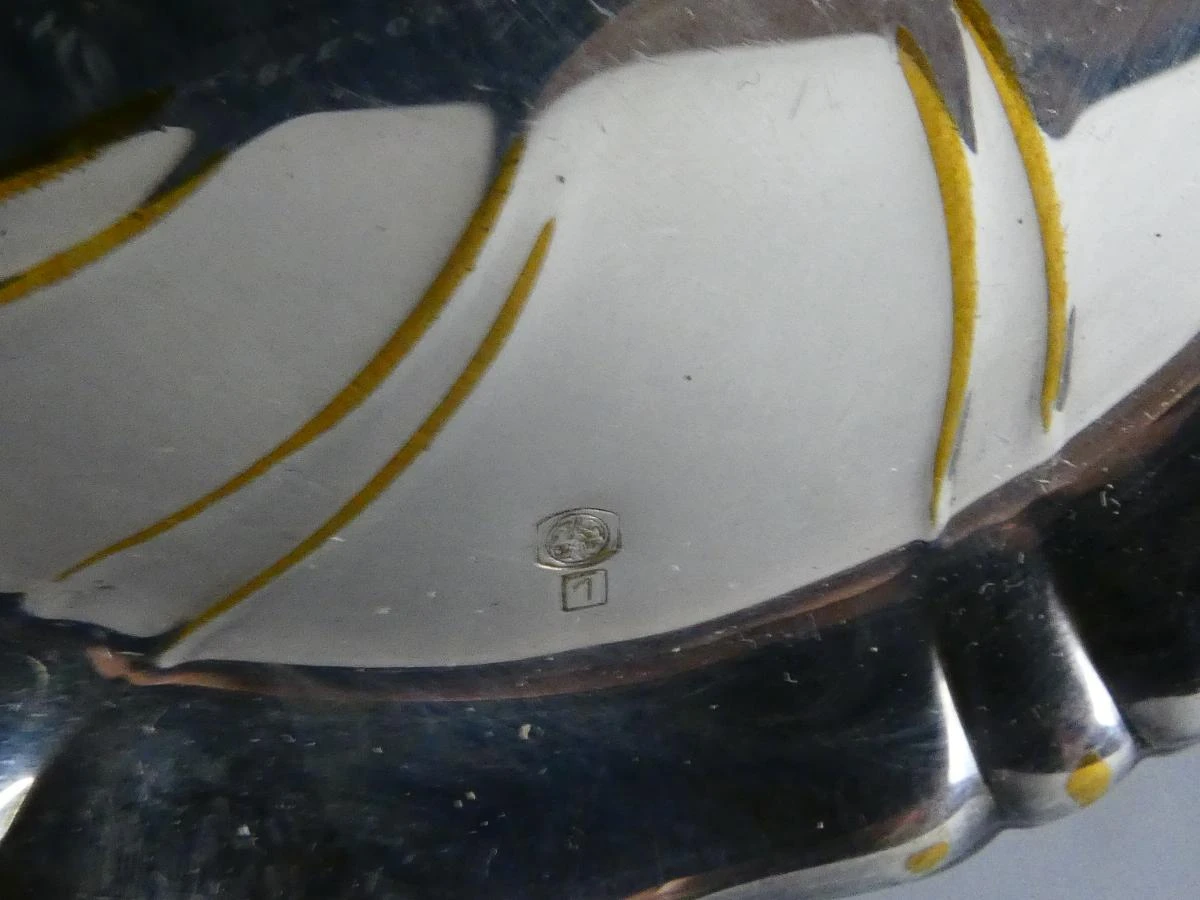 Decoratief metalen schaaltje met gouden accenten