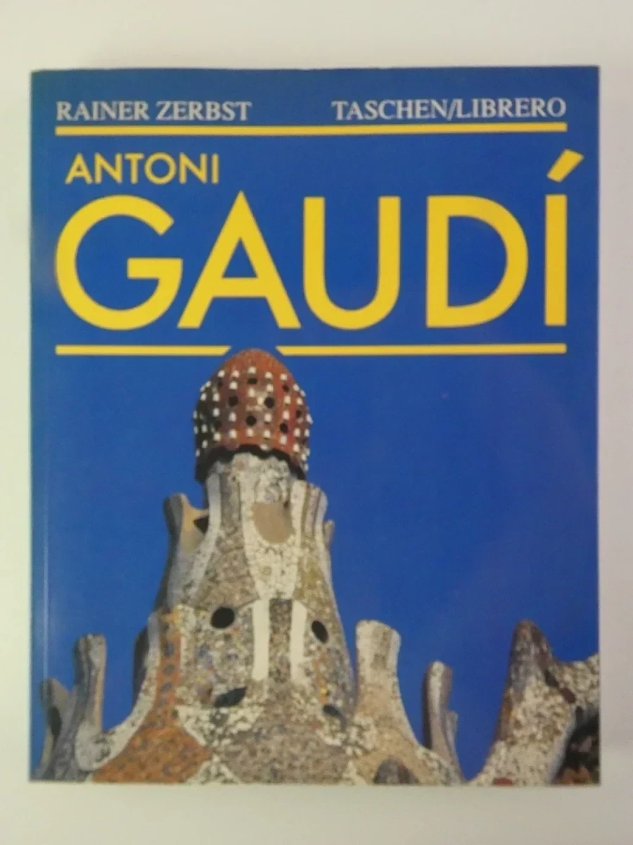 Album over de architectuur van Antoni Gaudí