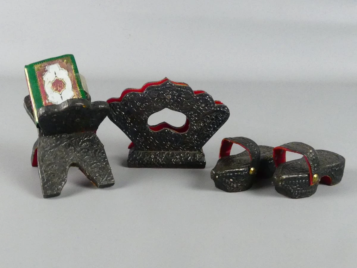 Set antieke Arabische houten miniaturen