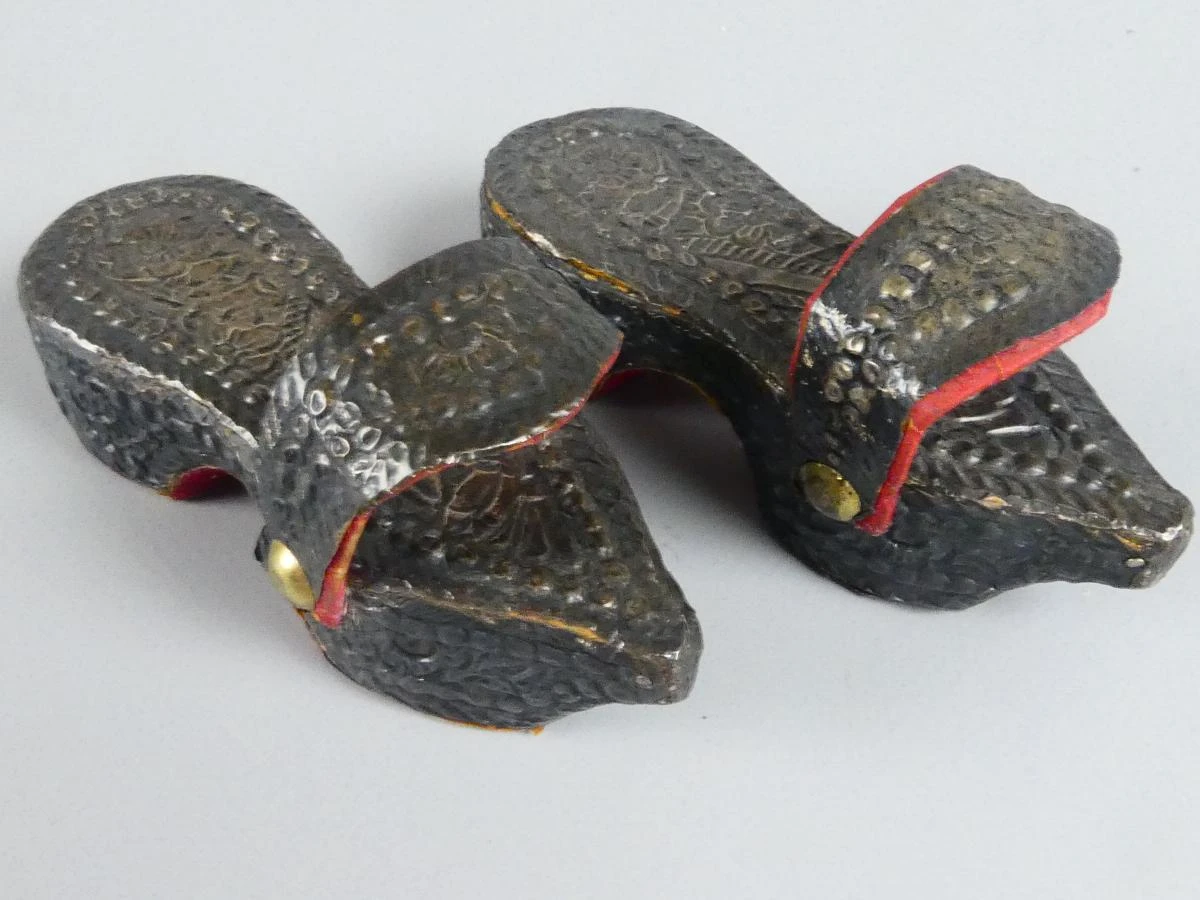 Set antieke Arabische houten miniaturen