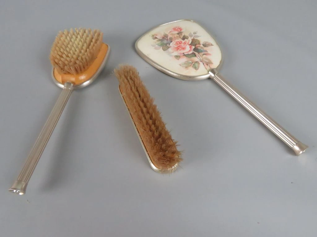 Vintage Driedelige Kapset met Rozenmotief