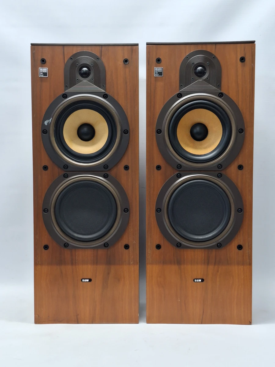 Legendarische Bowers & Wilkins DM2000 – Britse High-End Vloerluidsprekers met Kevlar Drivers & ETD Technologie