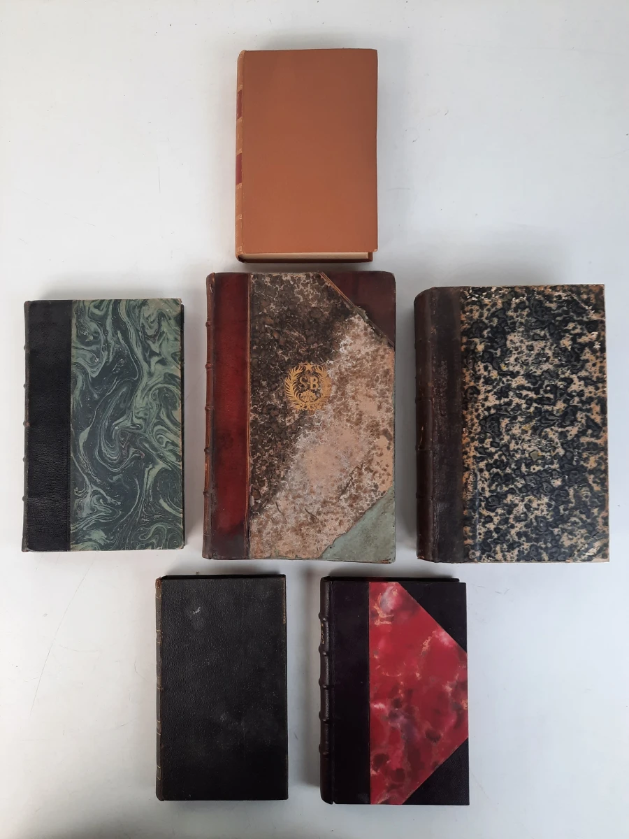 Set van 6 vintage varia literatuur boeken met harde kaft