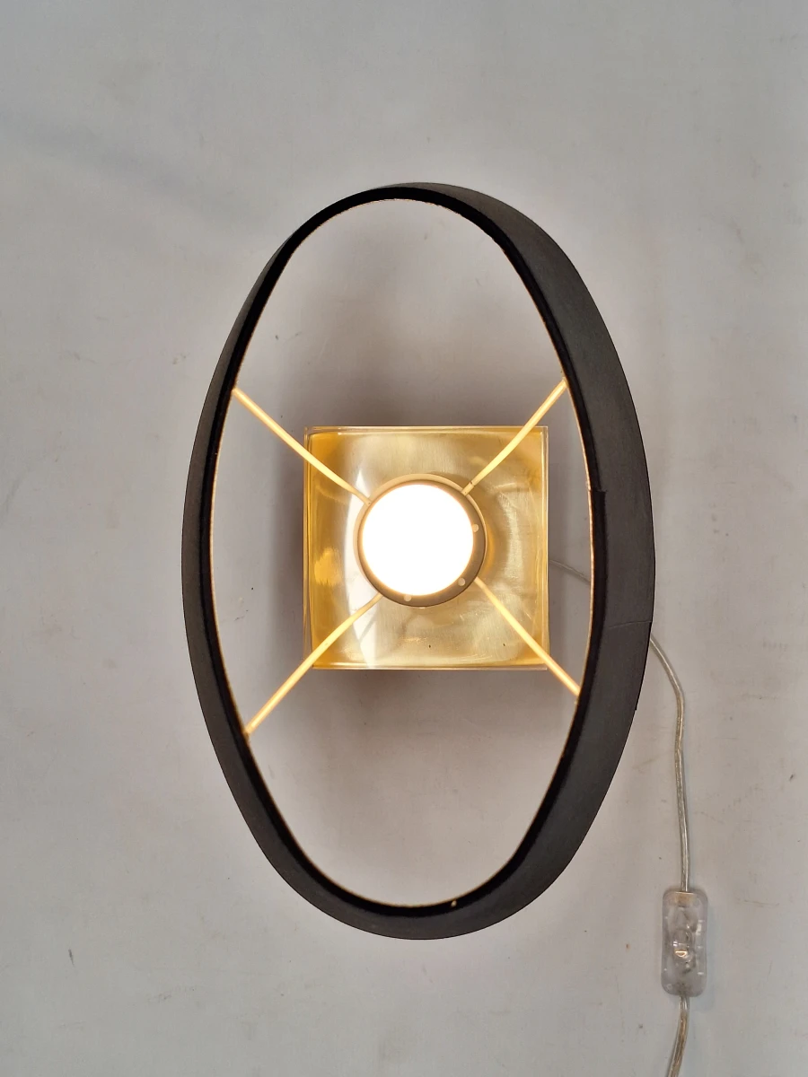 Elegante vintage tafellamp in Hollywood Regency stijl – Messing, plexiglas & Tijdloze Klasse