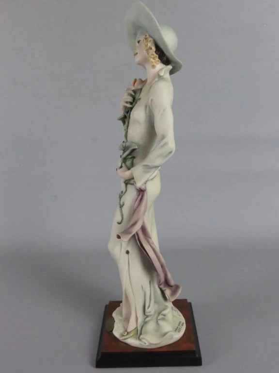 Elegant Giuseppe Armani Porseleinen Beeld