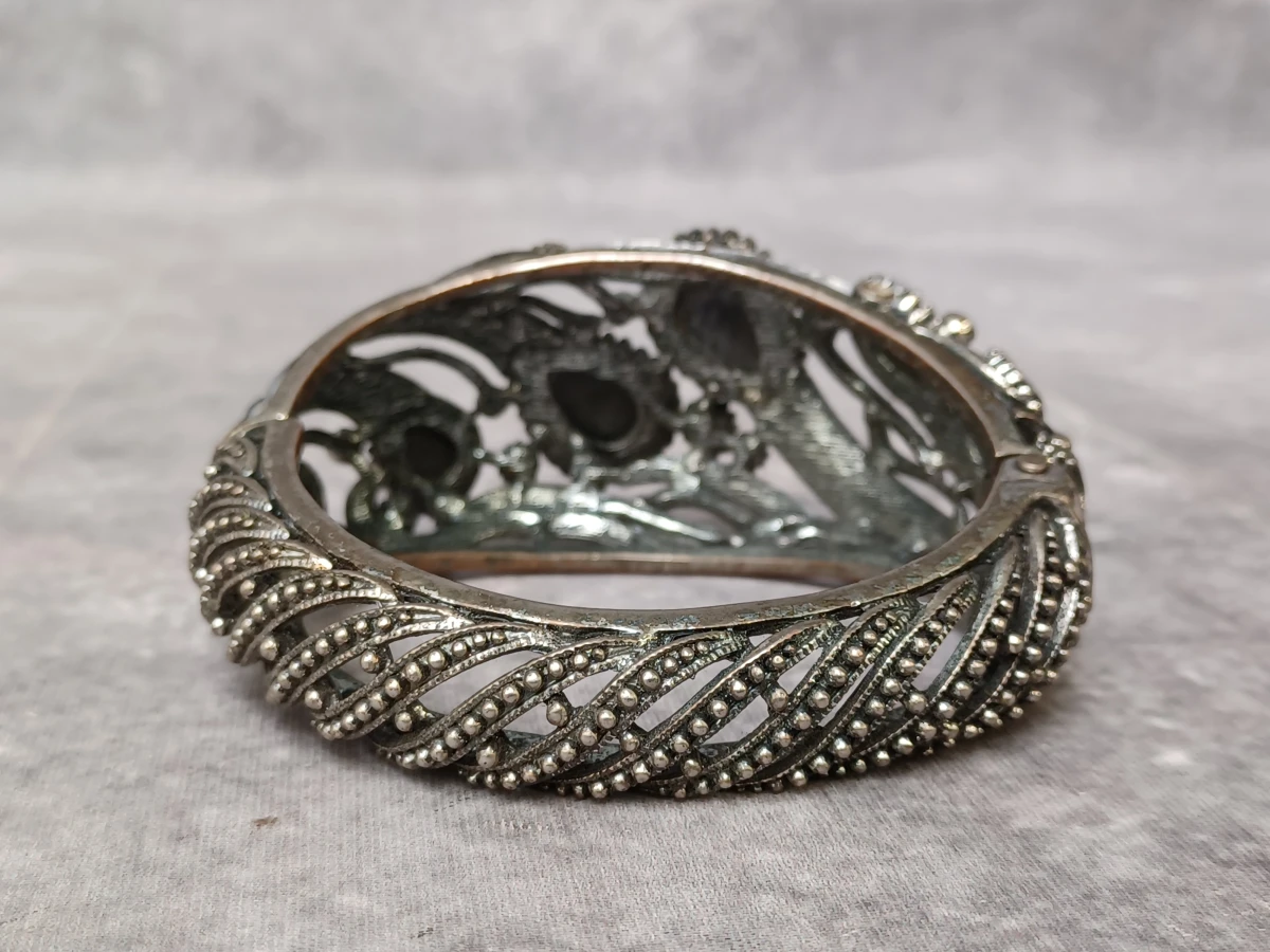 Vintage-stijl sieradenset – Collier en bijpassende armband