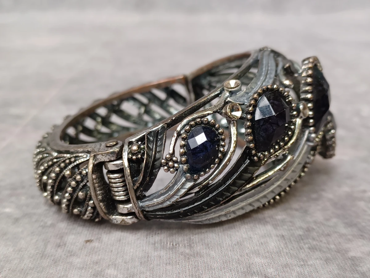 Vintage-stijl sieradenset – Collier en bijpassende armband