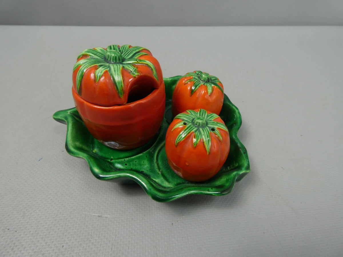 Tomaat-stijl keramiek peper- en zoutstel
