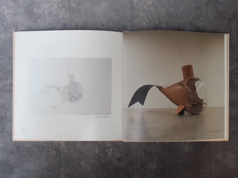 Boek: Duo van Panamarenko kunstboeken + tentoonstellings folder