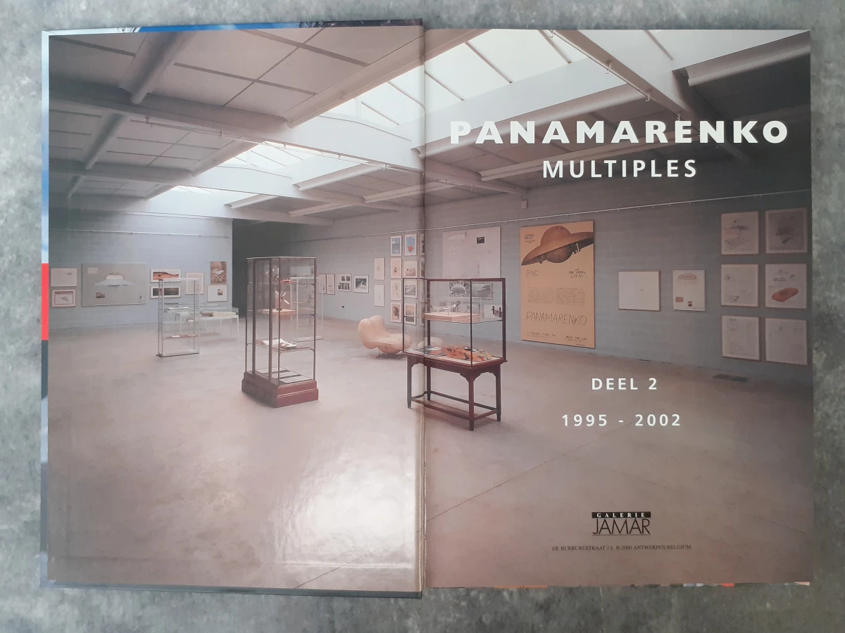 Boek: Duo van Panamarenko kunstboeken + tentoonstellings folder