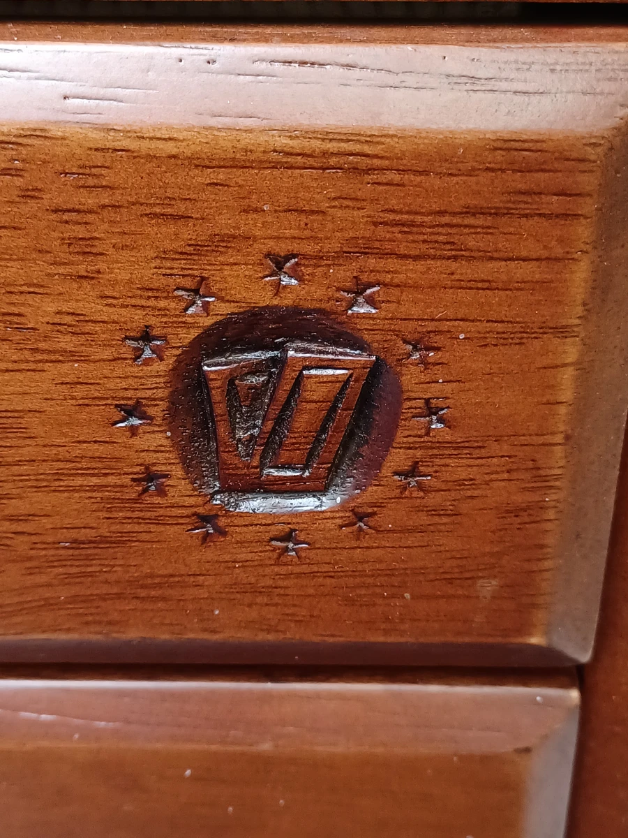 Luxe houten bestekkoffer met 4 laden en compleet 12-persoons bestek