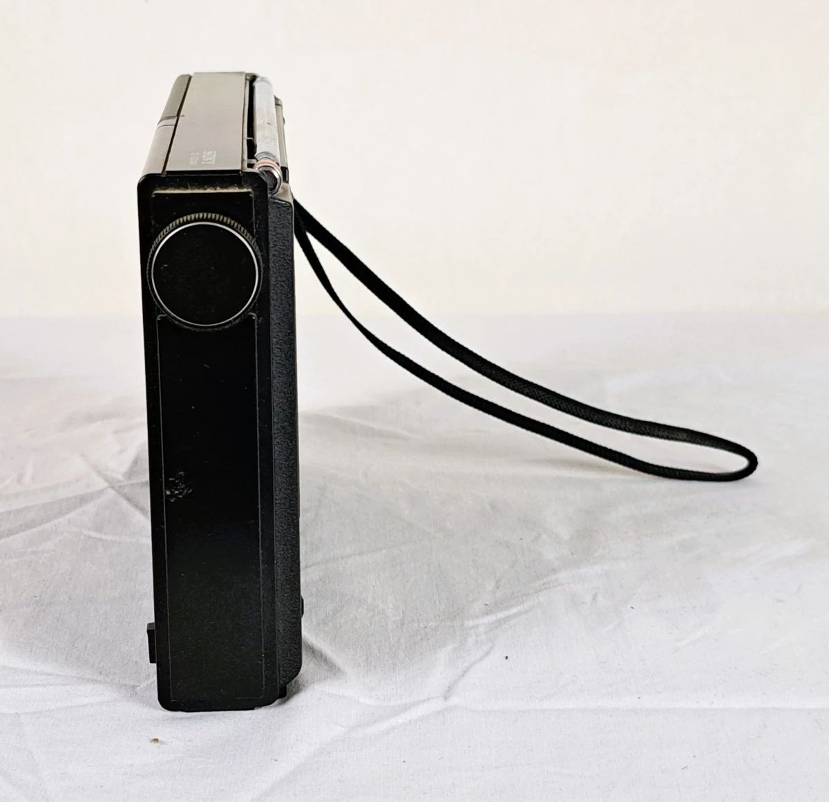 Sony draagbare 9-bands radio ICF-7600AW