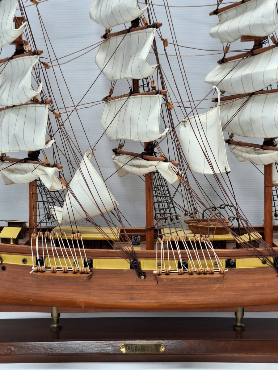Handgebouwd houten schaalmodel van de historische theeklipper Cutty Sark