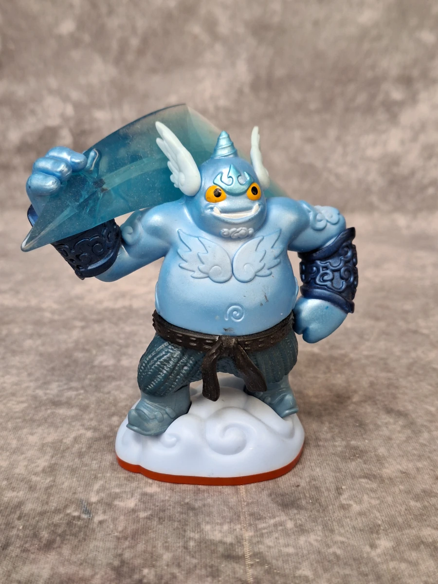 Verzameling van 35 Skylanders gamefiguren inclusief Giants