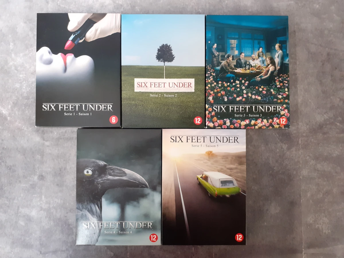 DVD: Six Feet Under - The Complete Collection