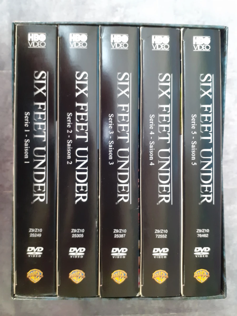 DVD: Six Feet Under - The Complete Collection