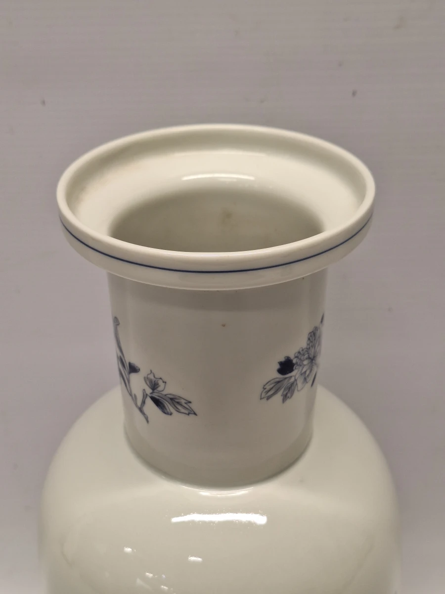 Authentieke Vista Alegre porseleinen vaas – Model Goa (Jaren '70)