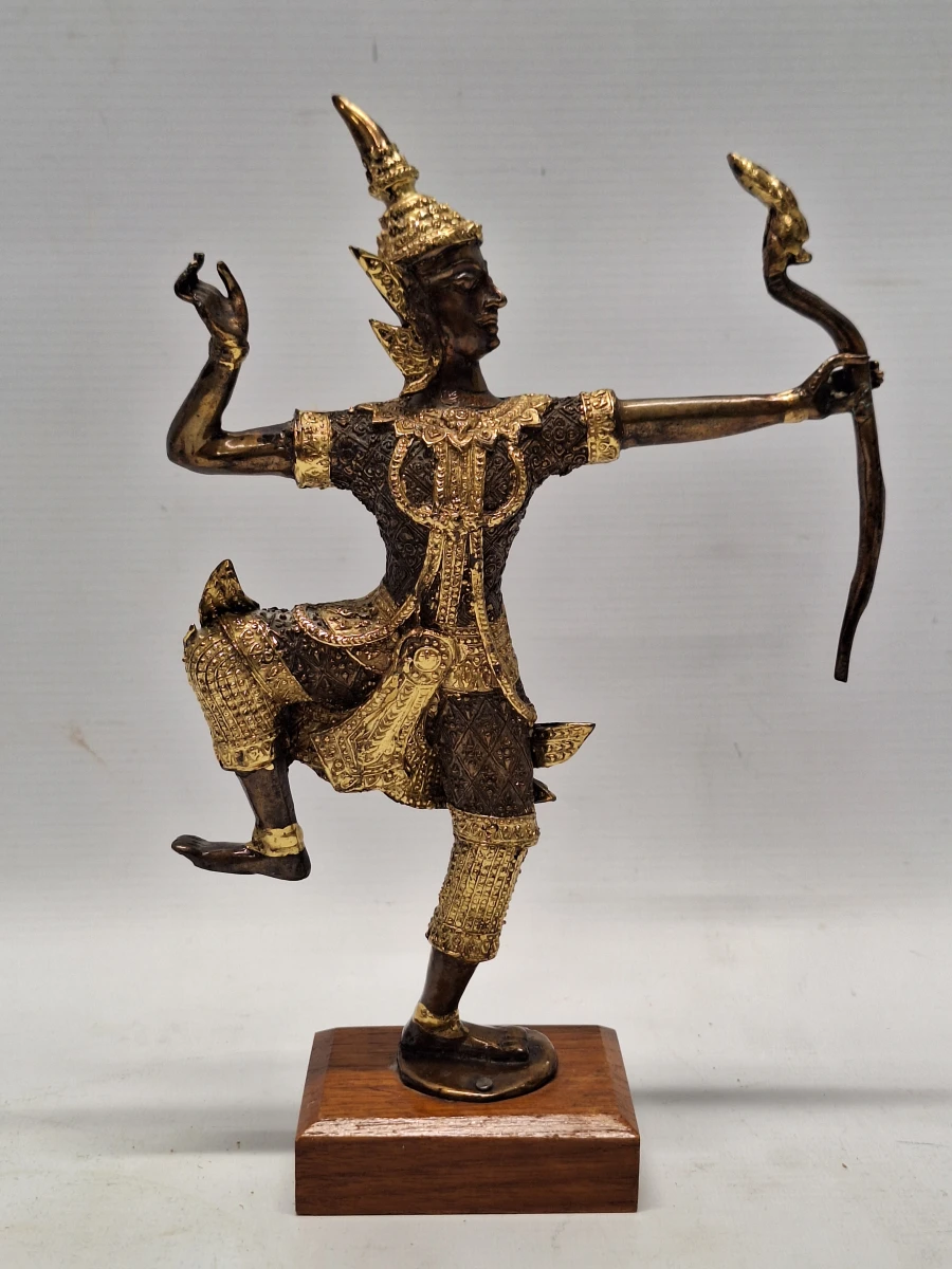 Thais bronzen beeld van Prins Rama