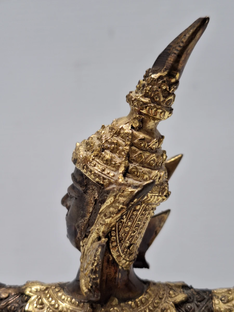 Thais bronzen beeld van Prins Rama