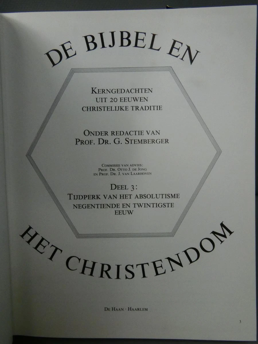 Collectie van 4 delen boeken De Bijbel en het Christendom