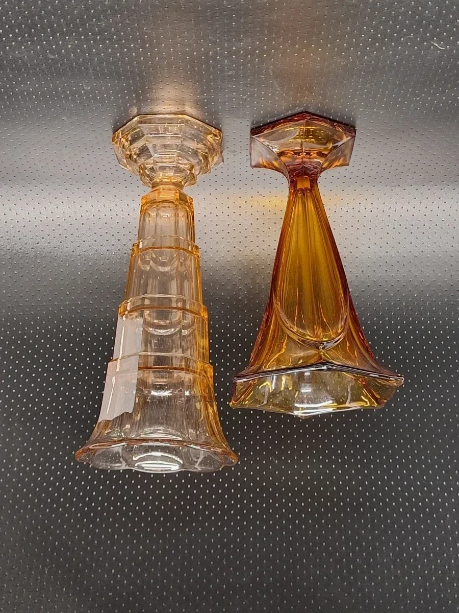 Set van 2 Art Deco depressieglazen vazen - rosaline en amber