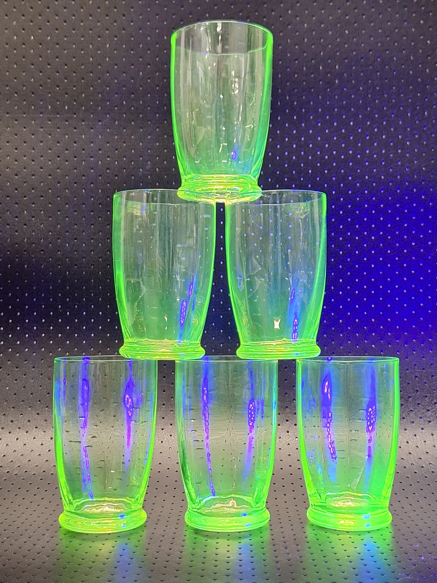 Set van 6 uranium limonadeglazen - Art Deco