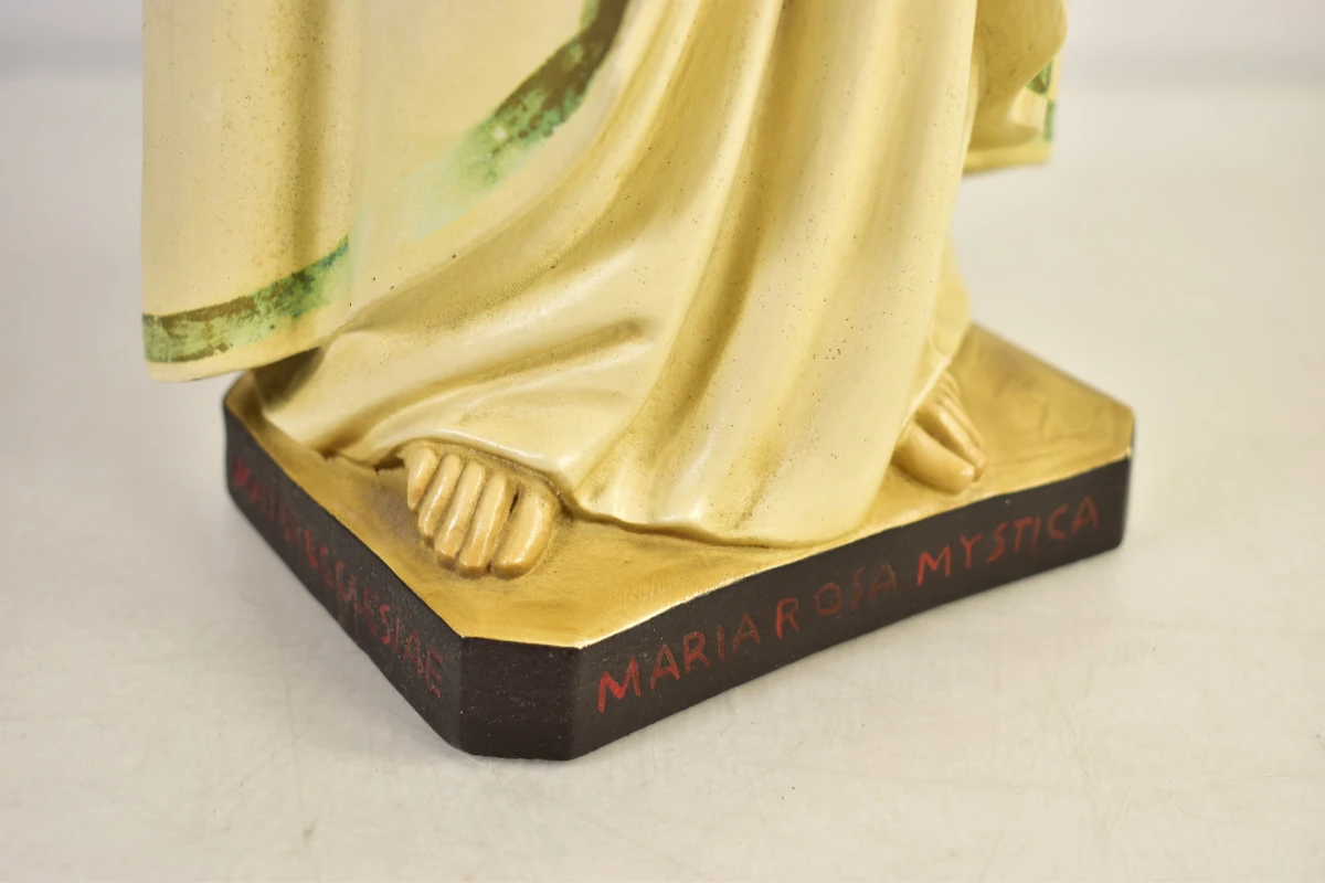 Beeldje Maria Róża Mystica van keramiek