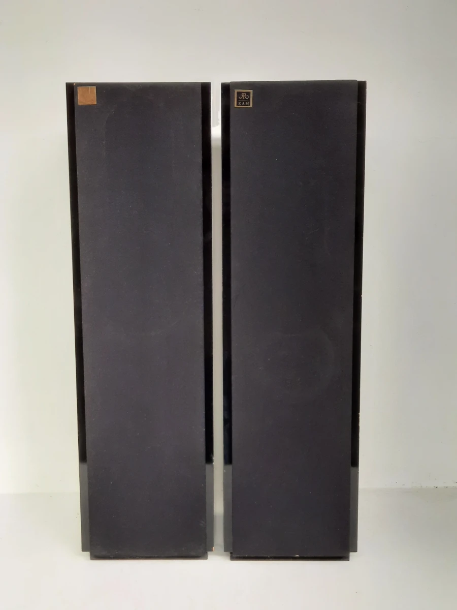 Vintage RAM Osiris Vloerstaande Luidsprekers – Zwart Pianolak (Belgische Makelij)