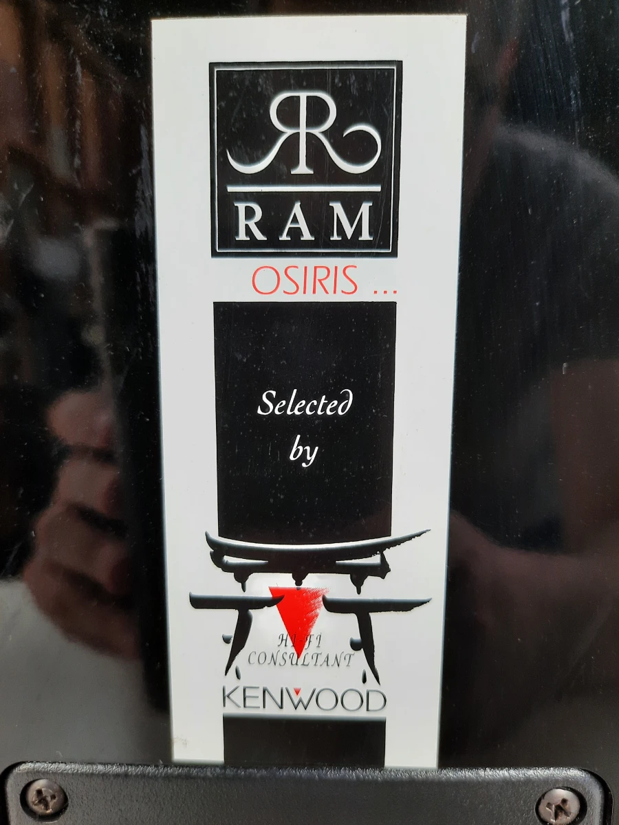 Vintage RAM Osiris Vloerstaande Luidsprekers – Zwart Pianolak (Belgische Makelij)