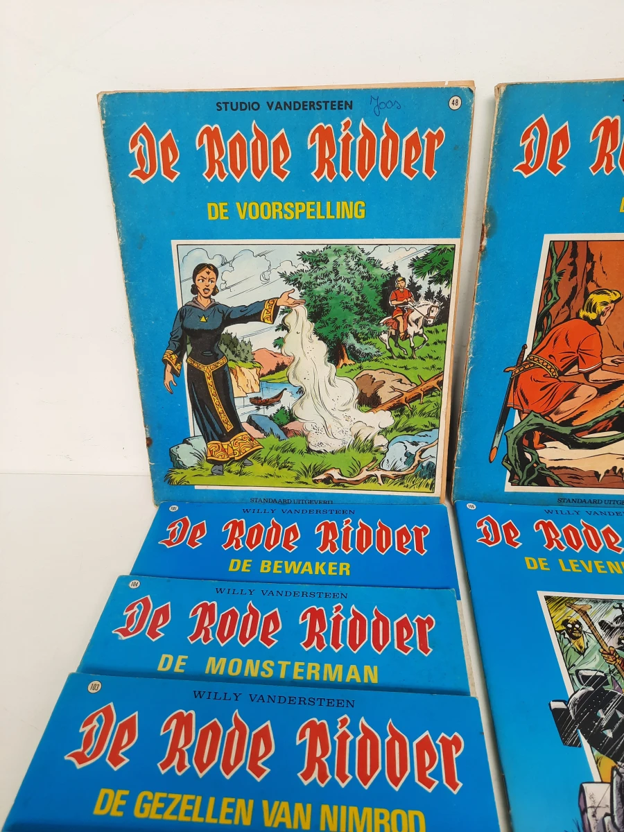 Grote Partij Vintage Stripboeken "De Rode Ridder" (Willy Vandersteen) – 18 Delen