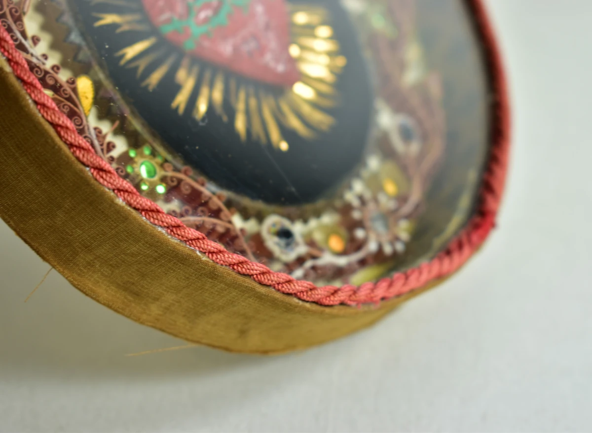 Religieus decoratief wandobject met heilig hart