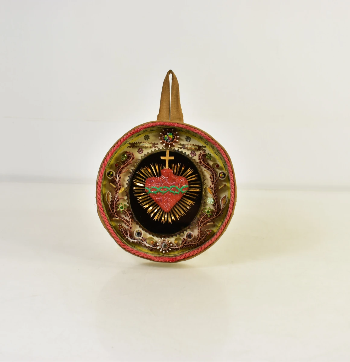 Religieus decoratief wandobject met heilig hart