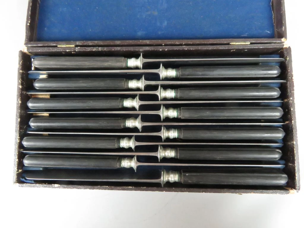 Antieke Messenset in Originele Cassette – Geeraerts à Louvain