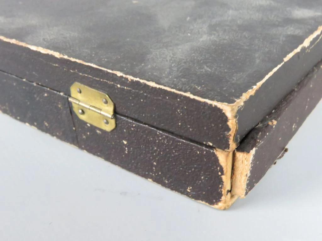 Antieke Messenset in Originele Cassette – Geeraerts à Louvain