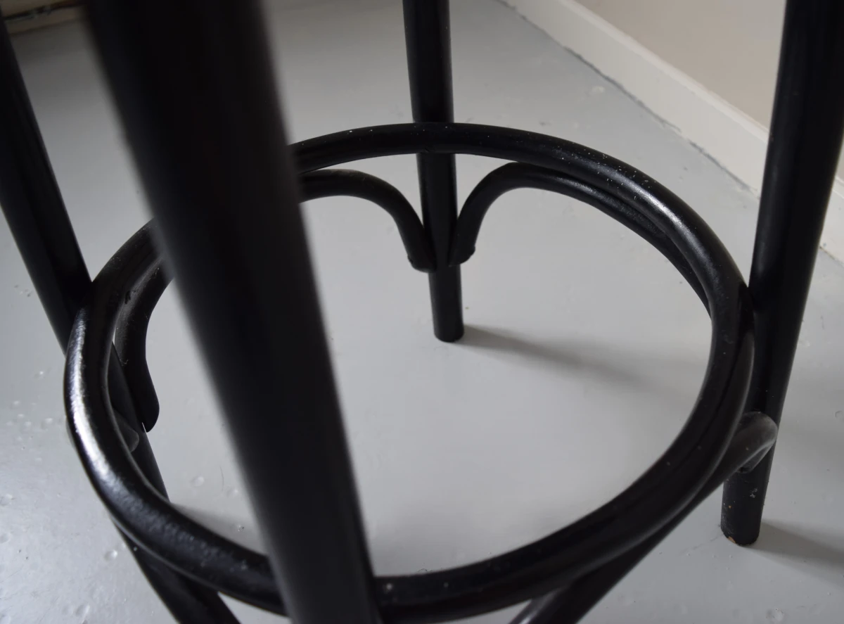 Thonet-stijl bentwood barkruk