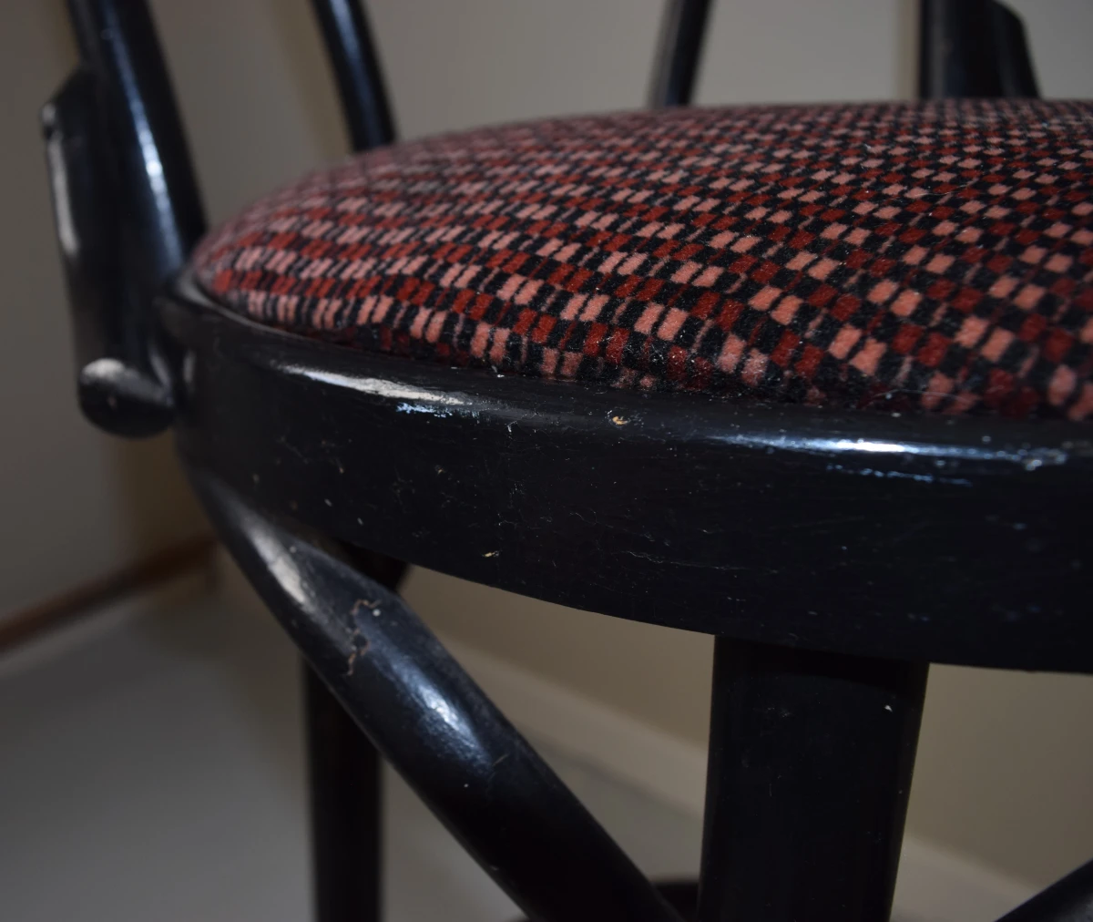 Thonet-stijl bentwood barkruk