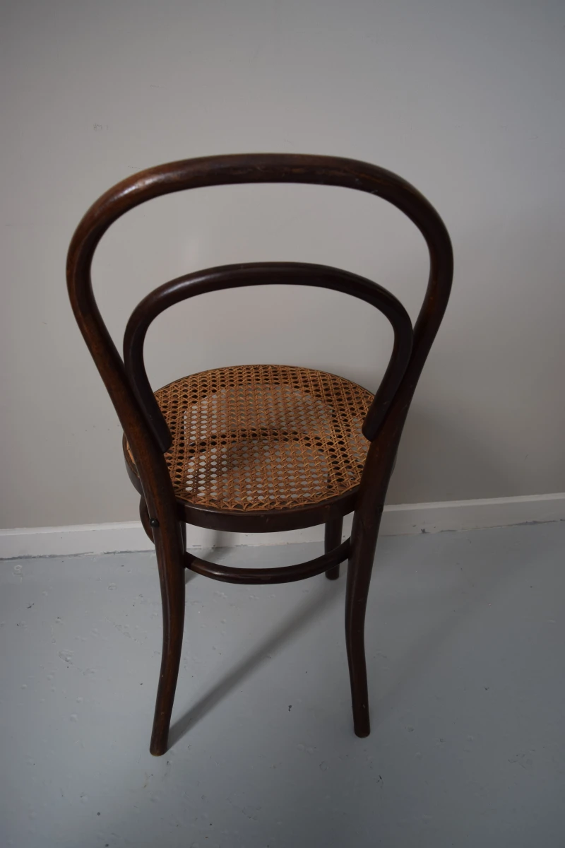 3 bistrostoelen Thonet