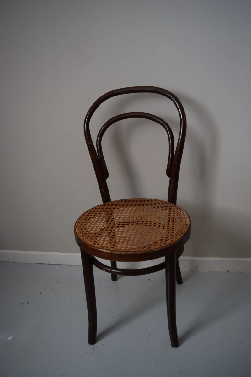 3 bistrostoelen Thonet