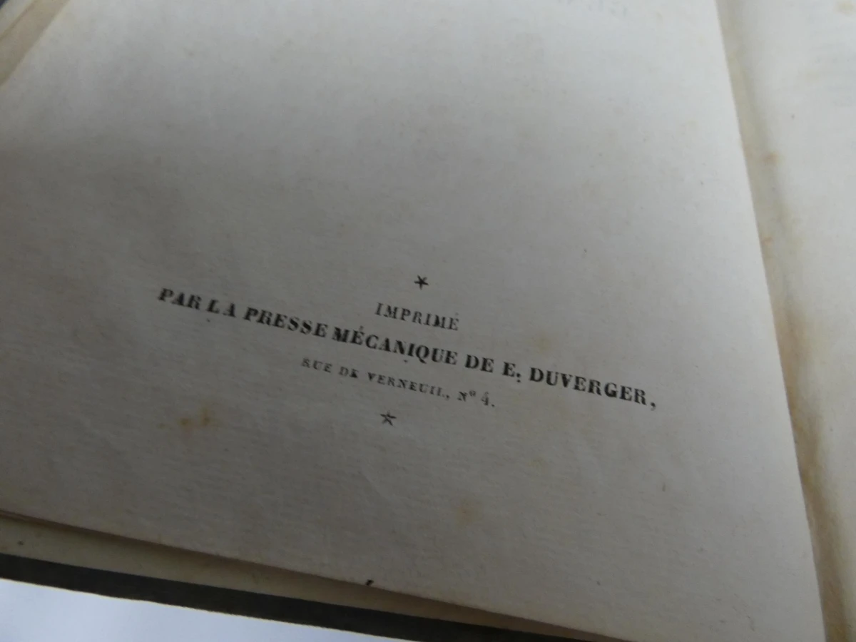 Fransboek "Encyclopédie des gens du monde"