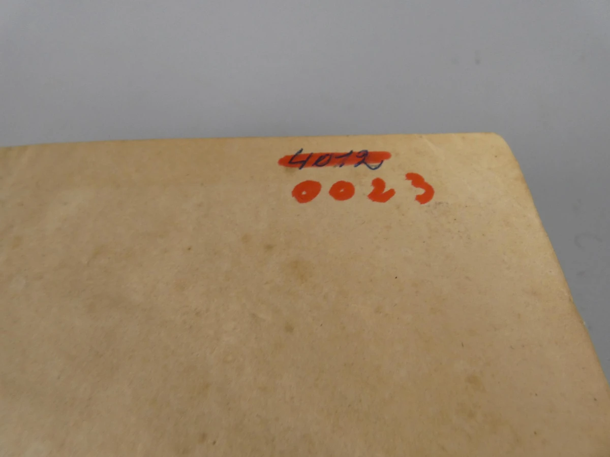 Fransboek "Encyclopédie des gens du monde"