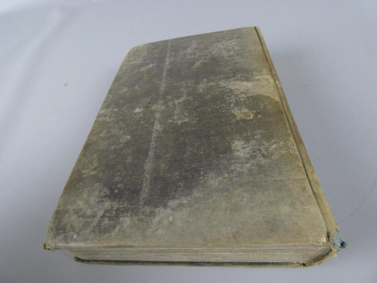 Fransboek "Encyclopédie des gens du monde"