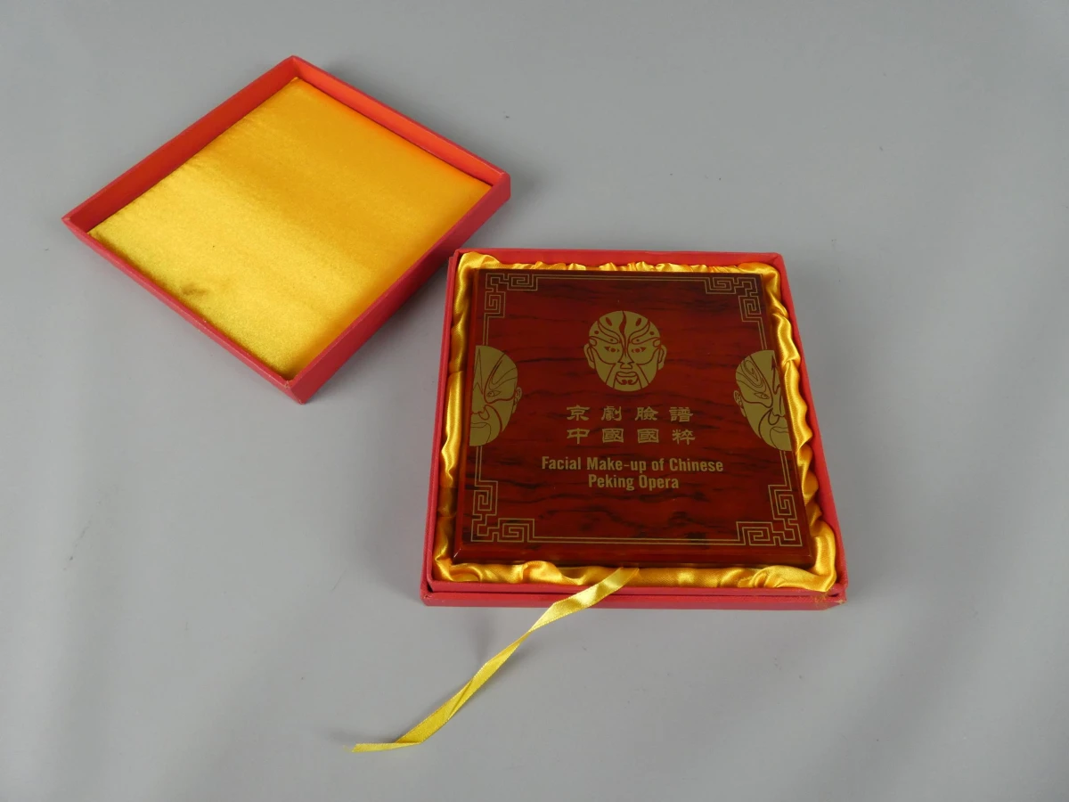 Sierbord met Chinese Peking Opera Masker